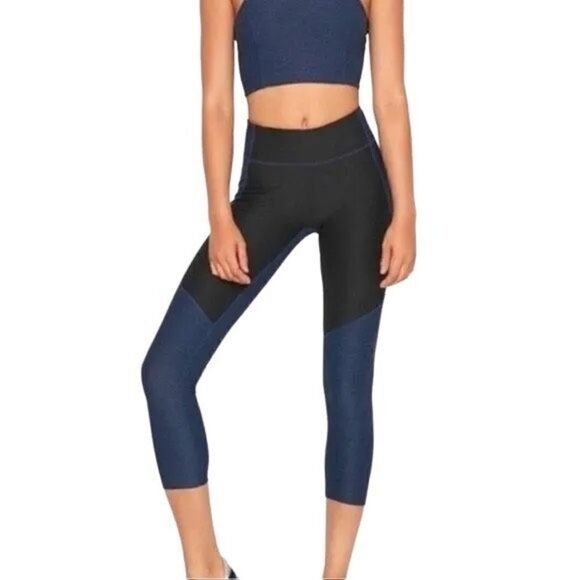 Outdoor Voices 3/4 Color Block Warmup Legging Medium - Picture 1 of 10